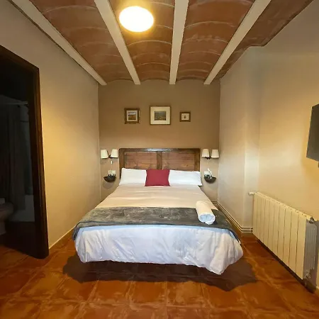 Отель Cruells Campelles